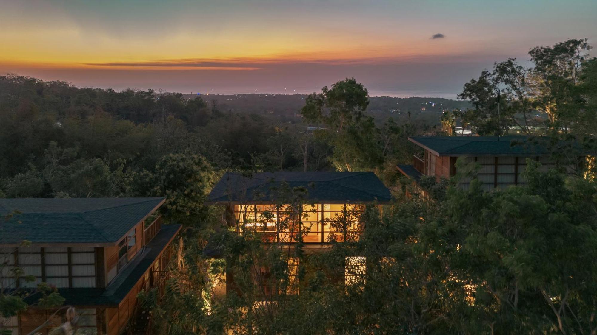 Gruen Resort Uluwatu Exterior photo