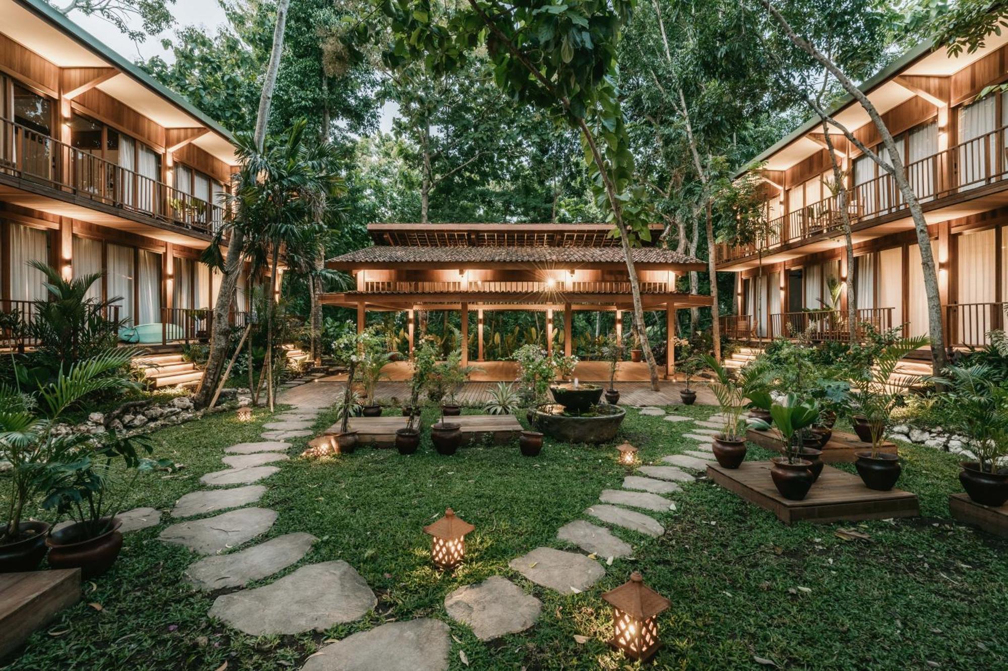 Gruen Resort Uluwatu Exterior photo