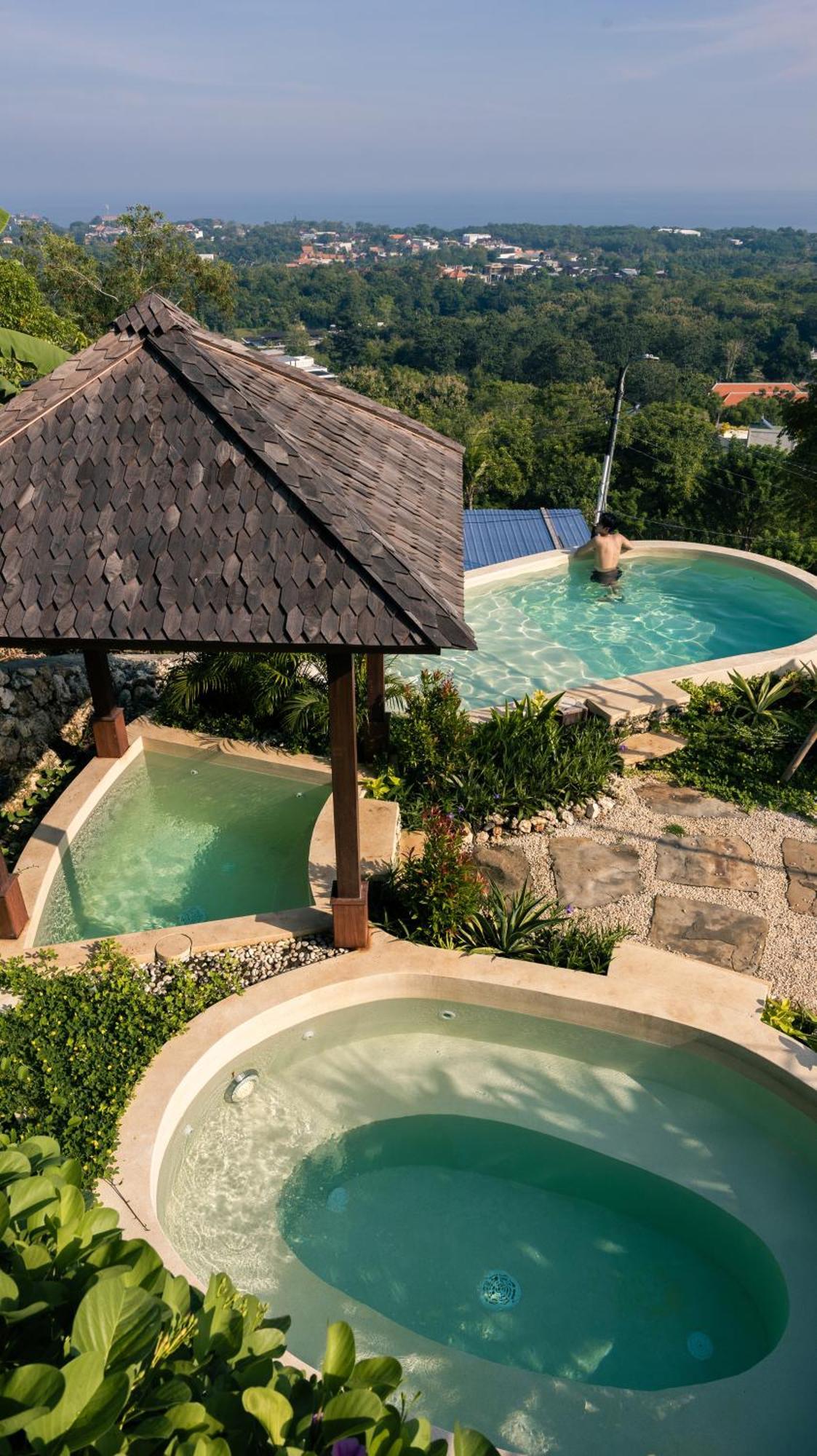Gruen Resort Uluwatu Exterior photo