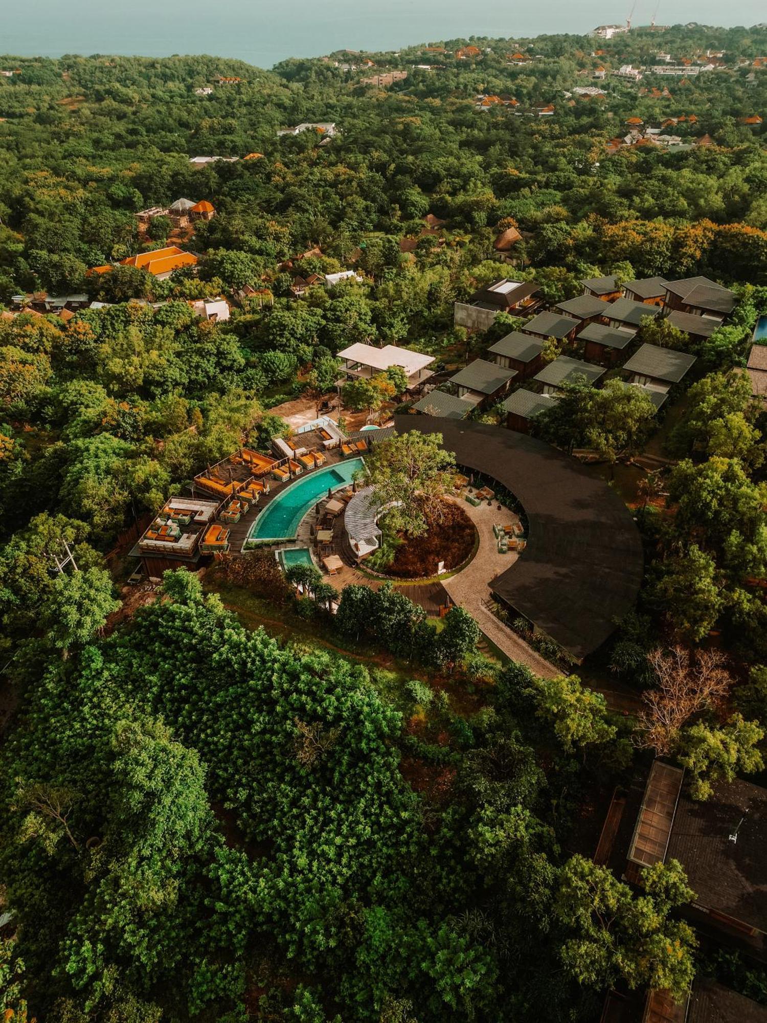Gruen Resort Uluwatu Exterior photo